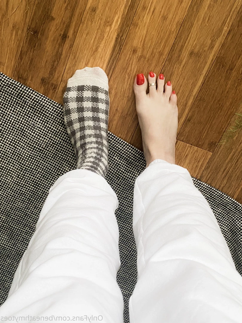 beneathmytoes Onlyfans leaked photo 7455771 on Hotleaks.tv