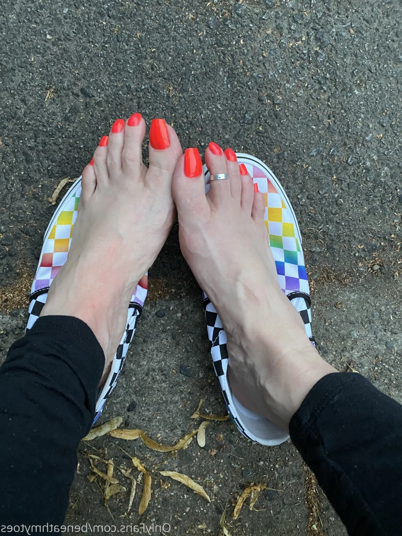 beneathmytoes Onlyfans leaked photo 7457146 on Hotleaks.tv