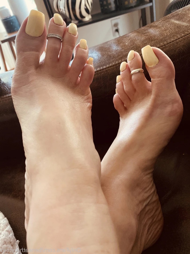 beneathmytoes Onlyfans leaked photo 7460462 on Hotleaks.tv
