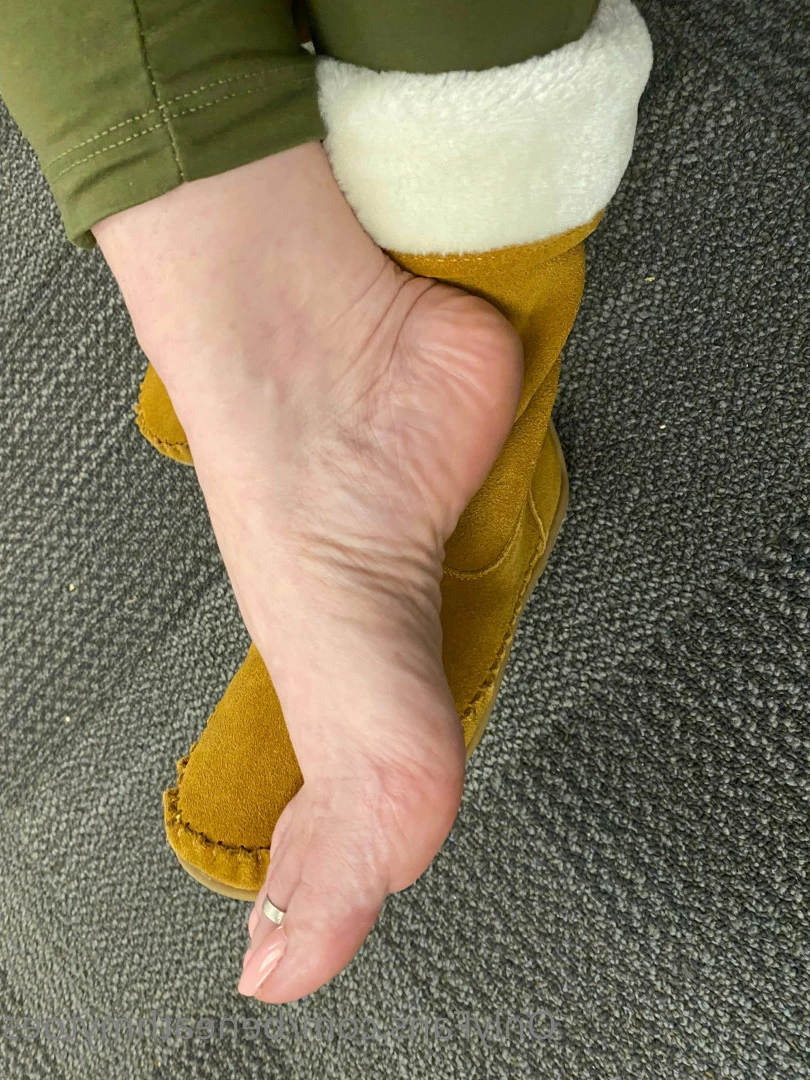 beneathmytoes Onlyfans leaked photo 7460914 on Hotleaks.tv