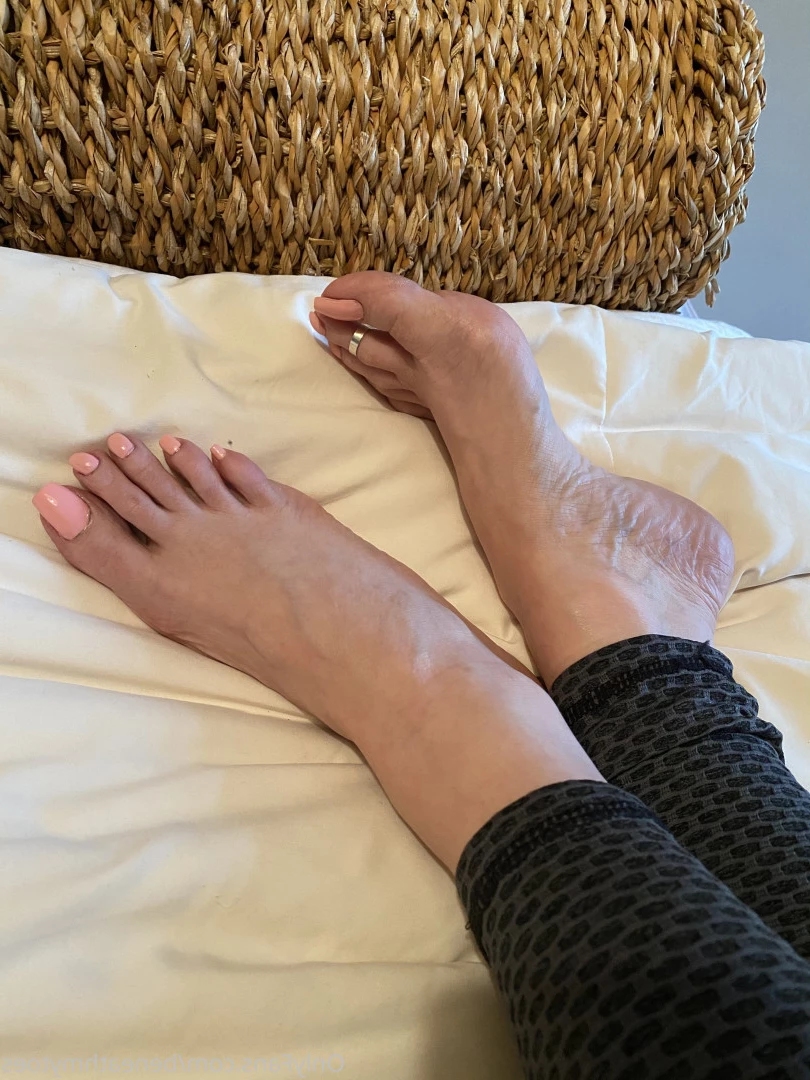 beneathmytoes Onlyfans leaked photo 7461845 on Hotleaks.tv