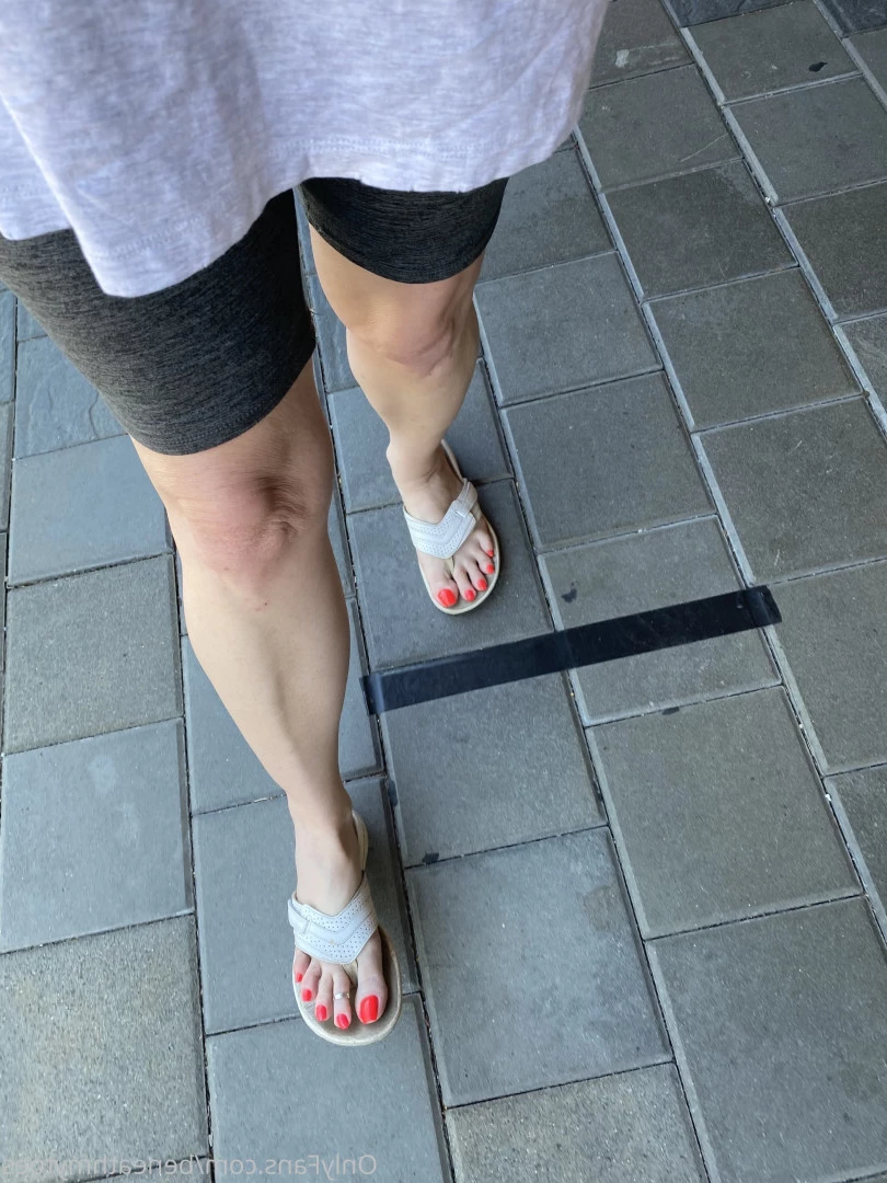 beneathmytoes Onlyfans leaked photo 7461854 on Hotleaks.tv