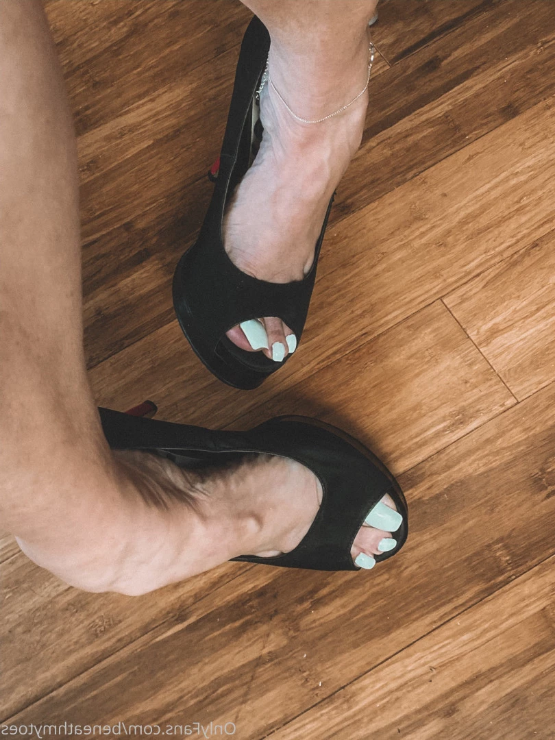 beneathmytoes Onlyfans leaked photo 7463624 on Hotleaks.tv