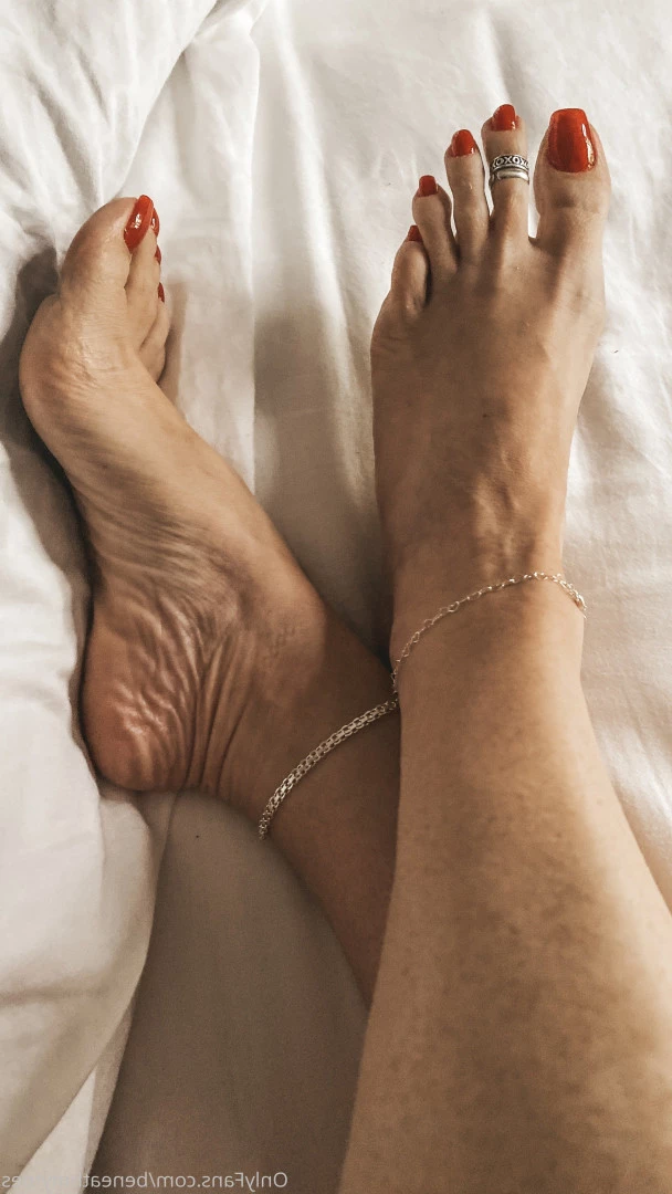 beneathmytoes Onlyfans leaked photo 7463761 on Hotleaks.tv