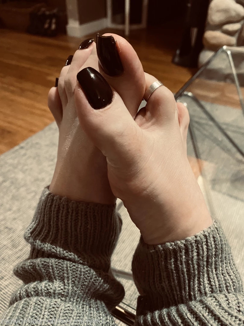 beneathmytoes Onlyfans leaked photo 7465433 on Hotleaks.tv