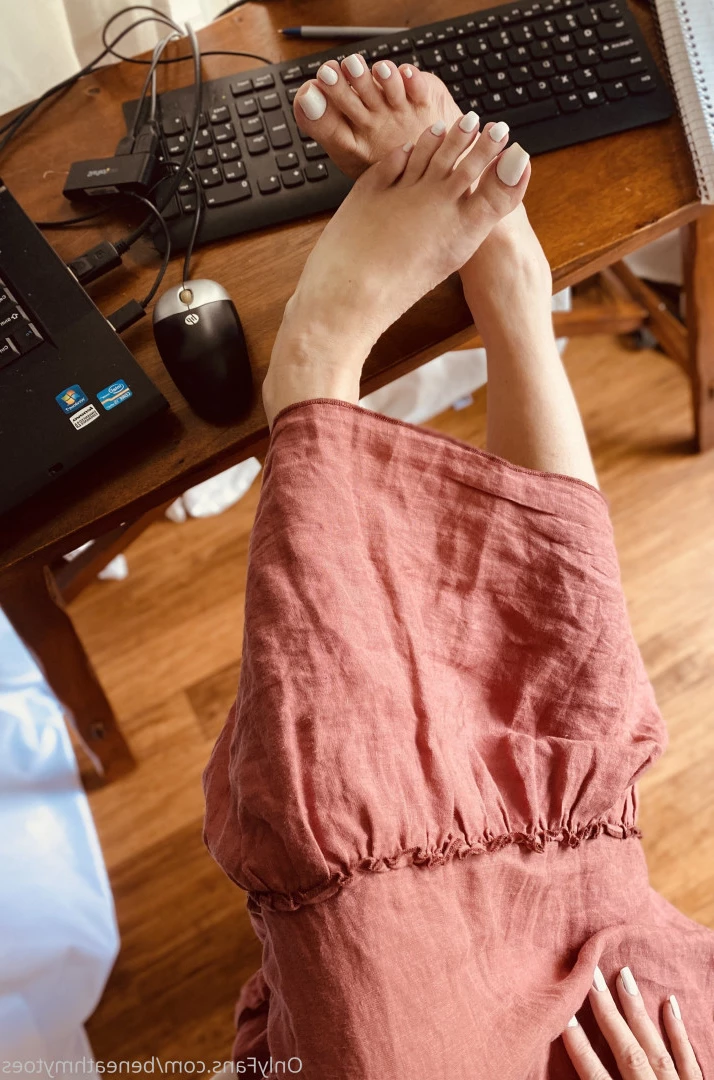 beneathmytoes Onlyfans leaked photo 7465716 on Hotleaks.tv