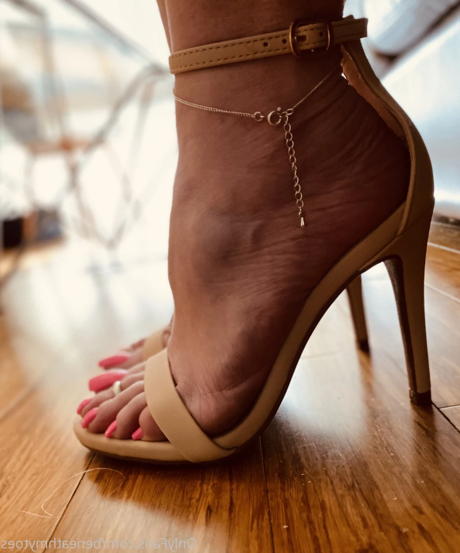 beneathmytoes Onlyfans leaked photo 7467324 on Hotleaks.tv