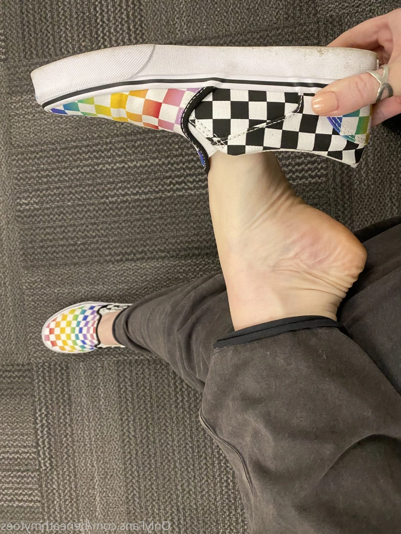beneathmytoes Onlyfans leaked photo 7468490 on Hotleaks.tv
