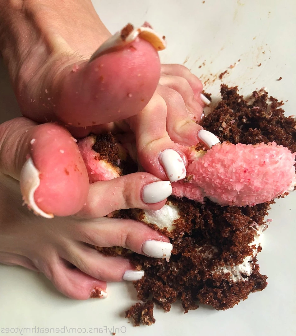 beneathmytoes Onlyfans leaked photo 7469304 on Hotleaks.tv