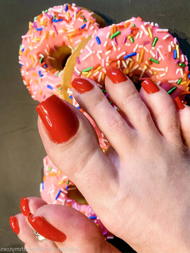 beneathmytoes Onlyfans leaked photo 7470405 on Hotleaks.tv