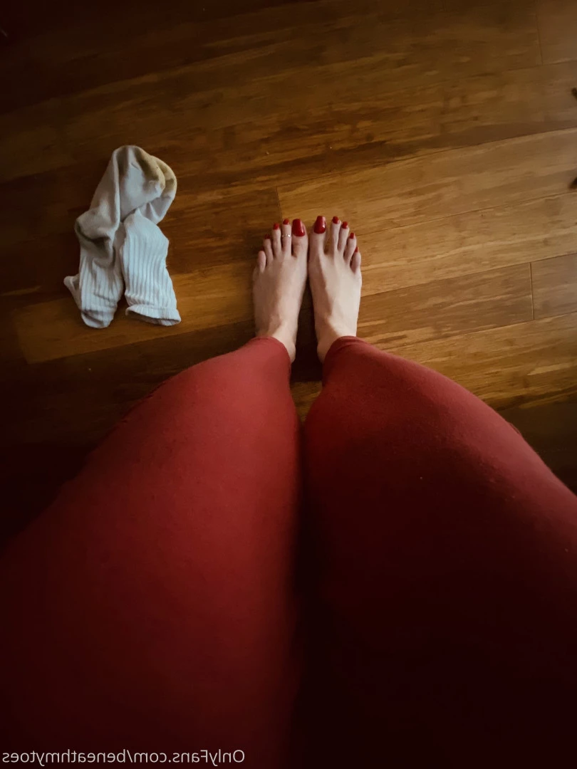 beneathmytoes Onlyfans leaked photo 7471171 on Hotleaks.tv