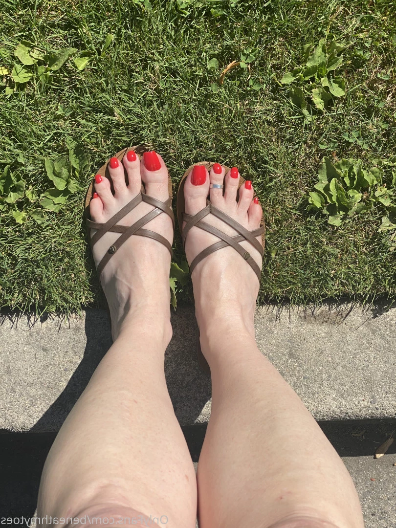beneathmytoes Onlyfans leaked photo 7471253 on Hotleaks.tv