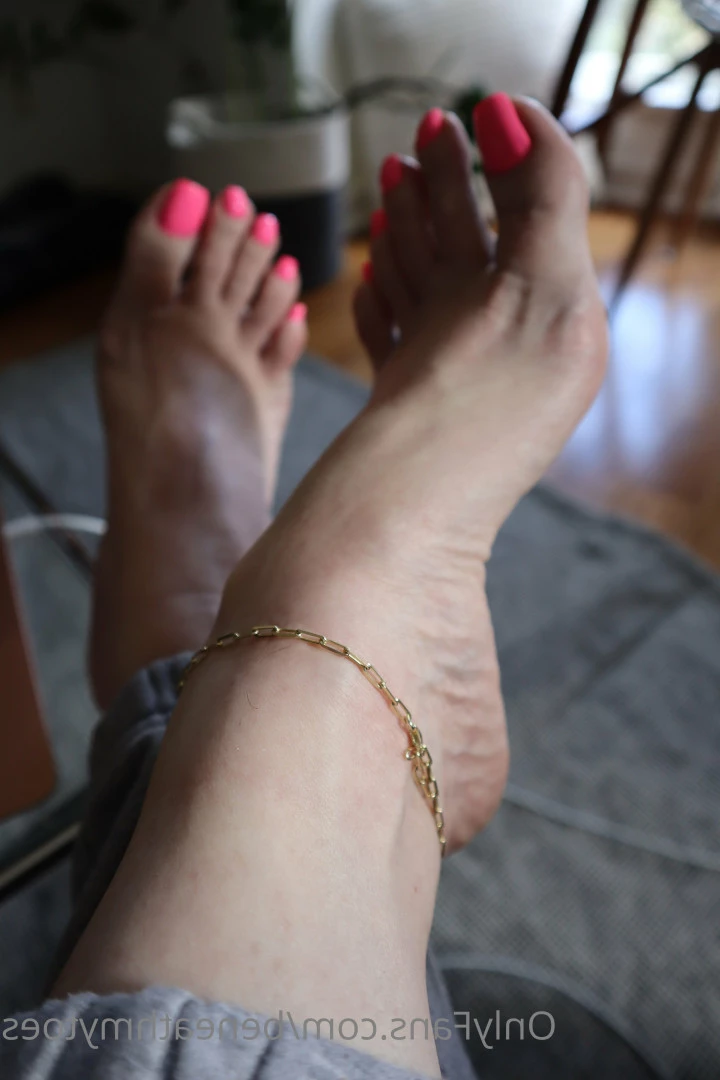 beneathmytoes Onlyfans leaked photo 7472373 on Hotleaks.tv