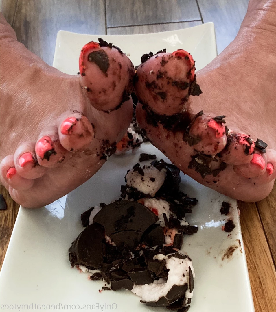 beneathmytoes Onlyfans leaked photo 7476621 on Hotleaks.tv