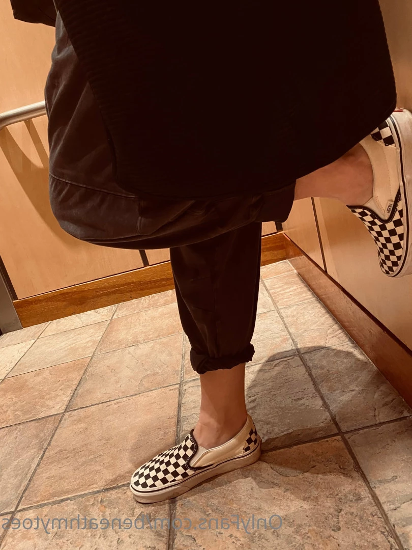 beneathmytoes Onlyfans leaked photo 7477998 on Hotleaks.tv