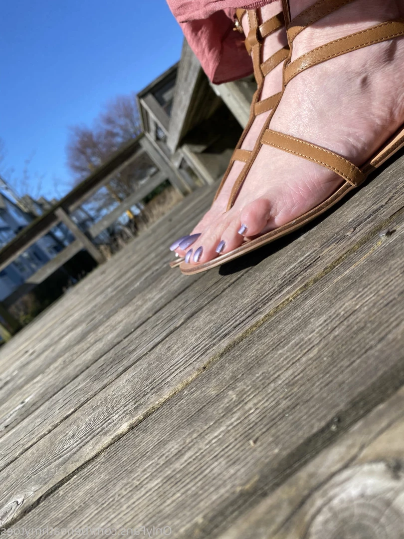 beneathmytoes Onlyfans leaked photo 7478089 on Hotleaks.tv