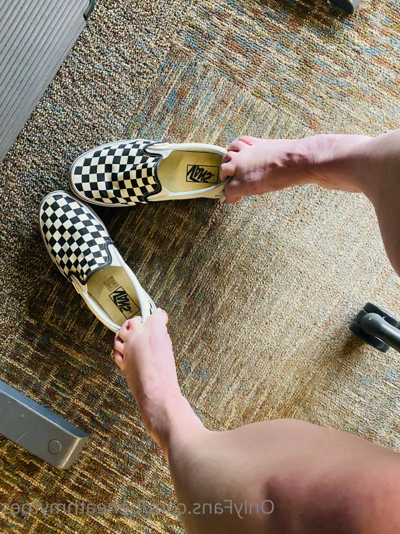 beneathmytoes Onlyfans leaked photo 7480724 on Hotleaks.tv