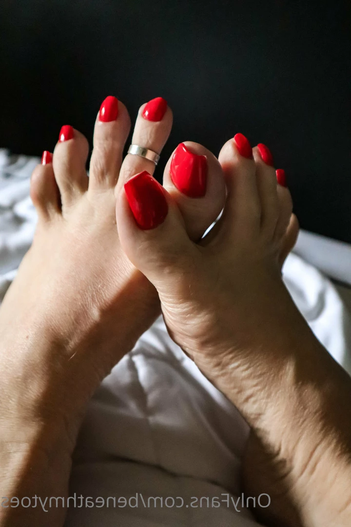 beneathmytoes Onlyfans leaked photo 7485364 on Hotleaks.tv