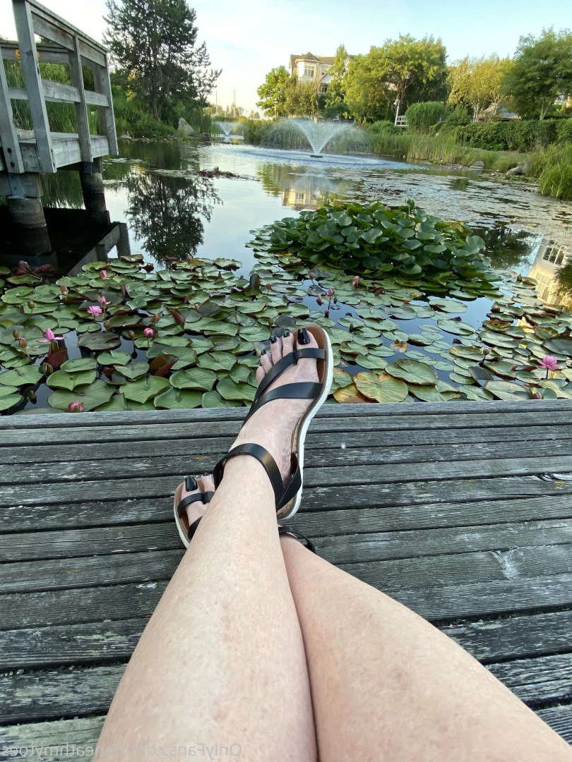 beneathmytoes Onlyfans leaked photo 7486176 on Hotleaks.tv