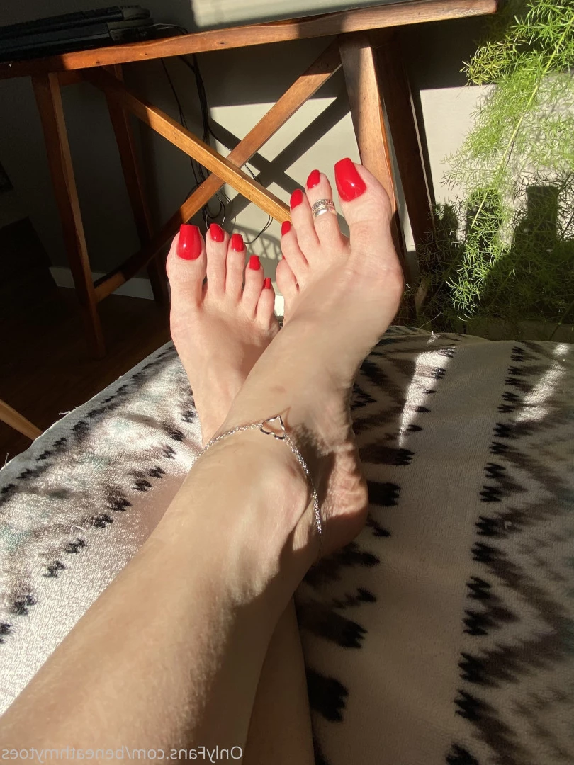beneathmytoes Onlyfans leaked photo 7487549 on Hotleaks.tv