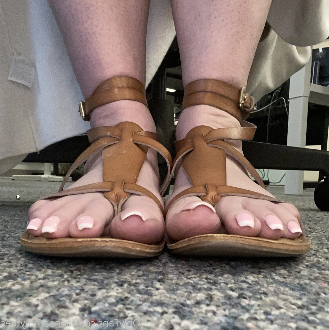 beneathmytoes Onlyfans leaked photo 7487803 on Hotleaks.tv