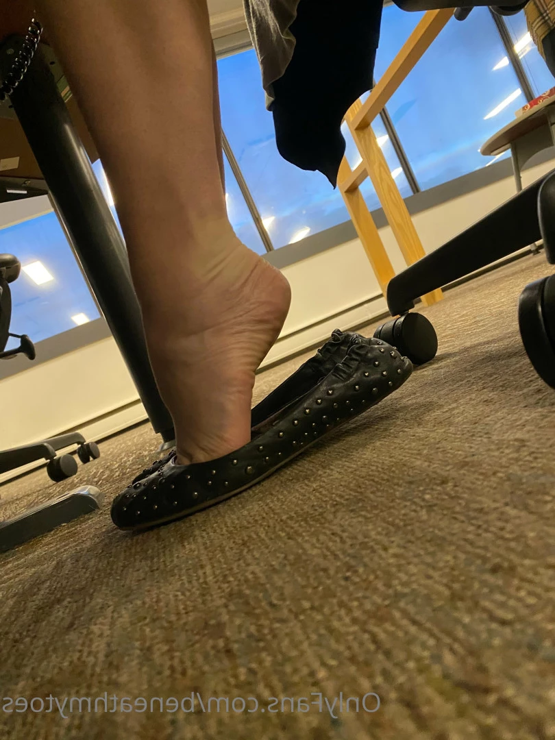 beneathmytoes Onlyfans leaked photo 7490858 on Hotleaks.tv