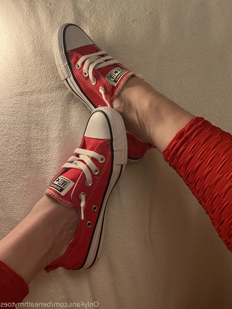 beneathmytoes Onlyfans leaked photo 7491680 on Hotleaks.tv