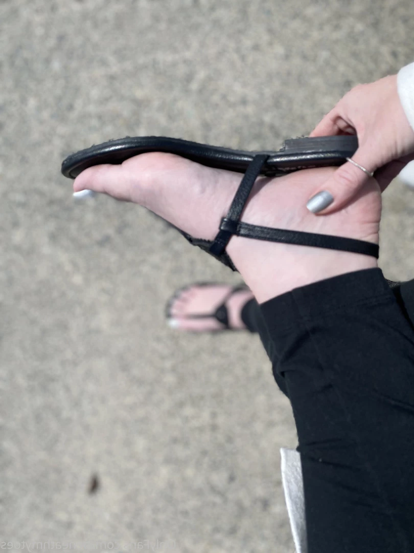 beneathmytoes Onlyfans leaked photo 7492989 on Hotleaks.tv