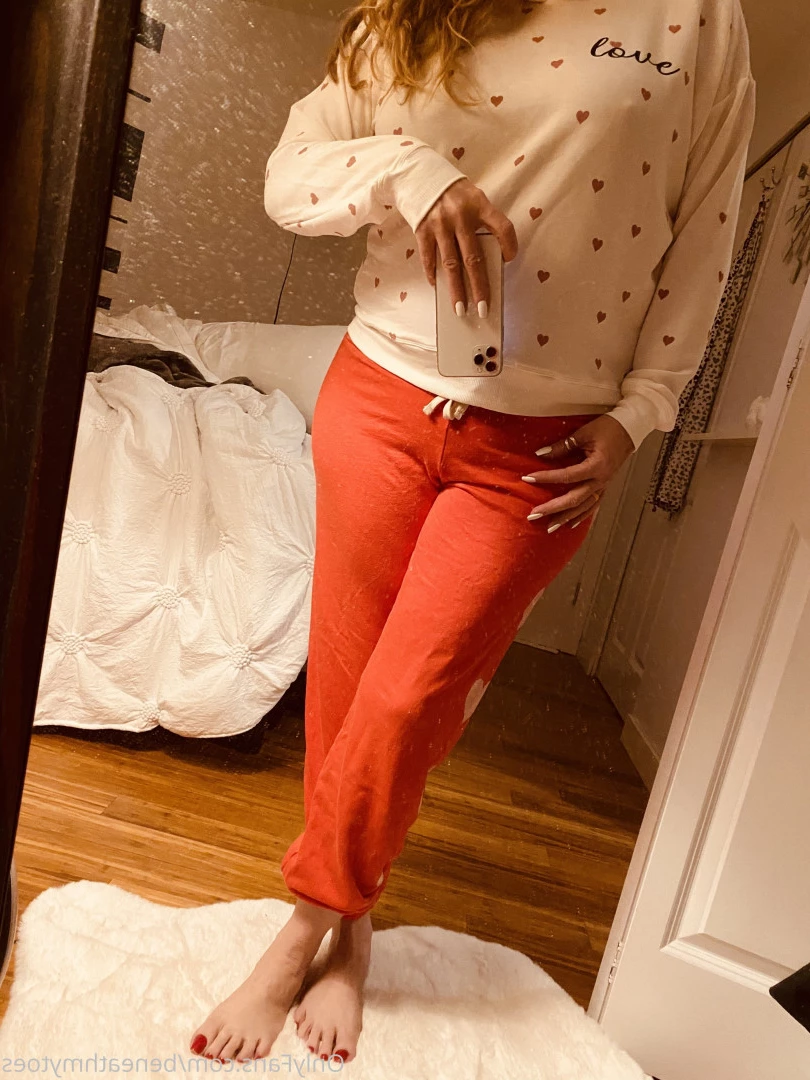 beneathmytoes Onlyfans leaked photo 7493018 on Hotleaks.tv
