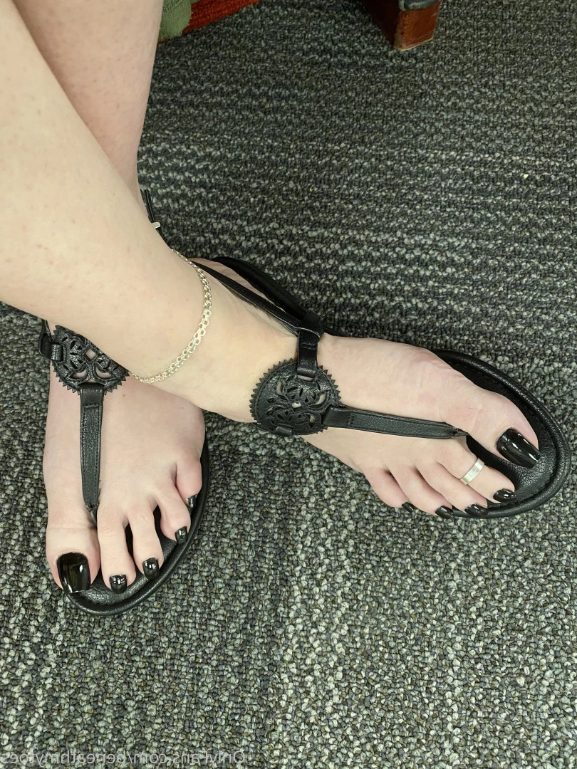 beneathmytoes Onlyfans leaked photo 7494125 on Hotleaks.tv