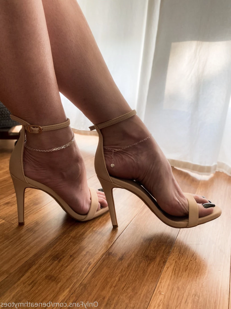 beneathmytoes Onlyfans leaked photo 7497542 on Hotleaks.tv