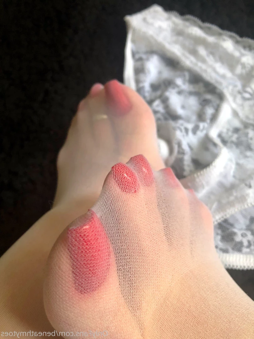 beneathmytoes Onlyfans leaked photo 7497871 on Hotleaks.tv
