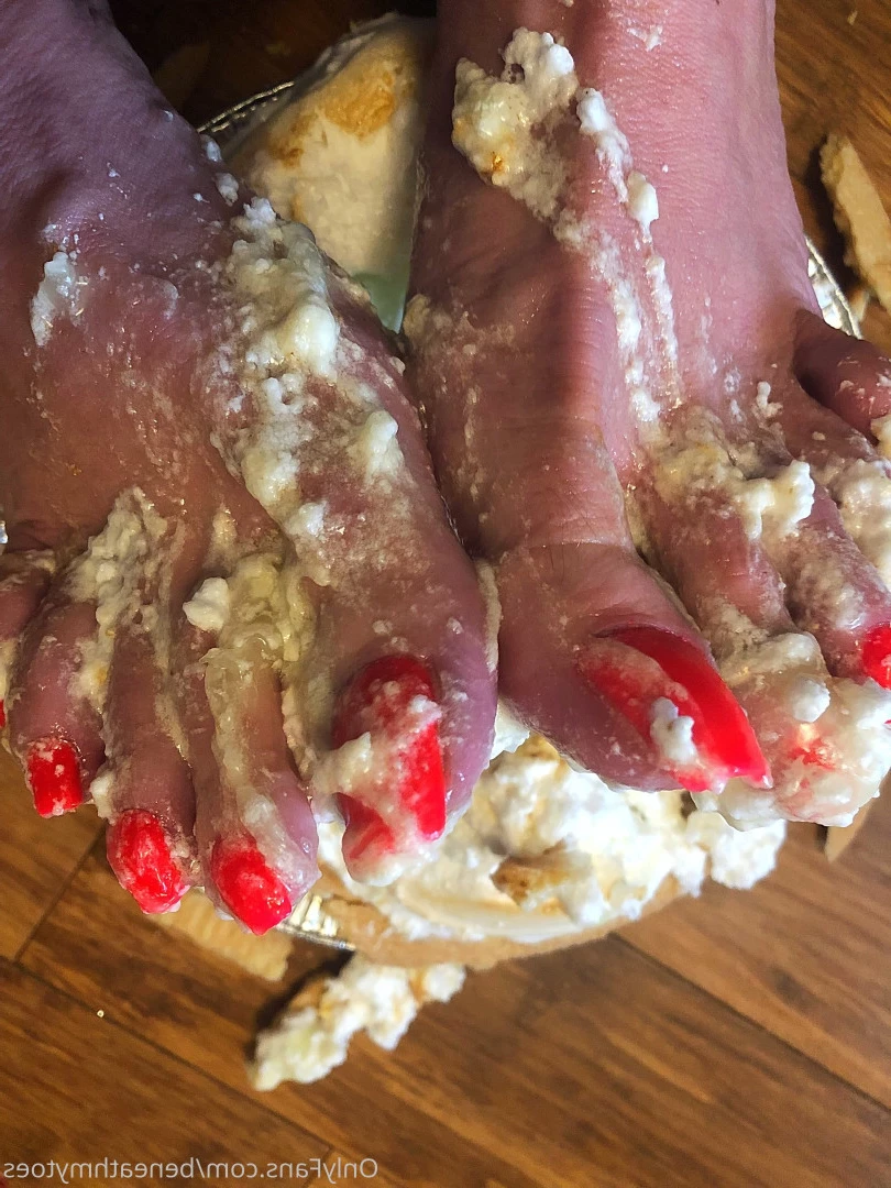 beneathmytoes Onlyfans leaked photo 7498848 on Hotleaks.tv