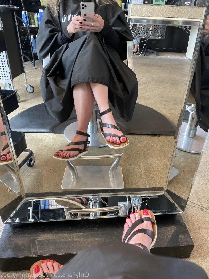 beneathmytoes Onlyfans leaked photo 7499047 on Hotleaks.tv
