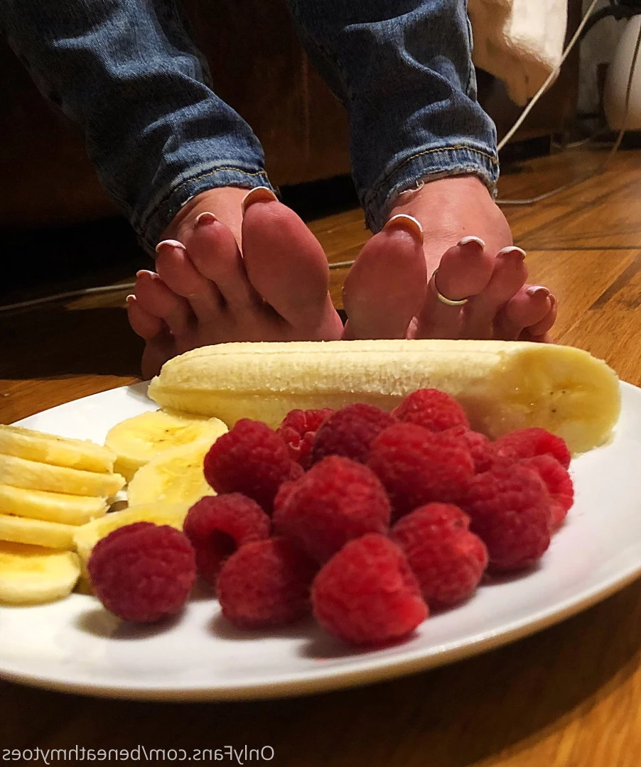 beneathmytoes Onlyfans leaked photo 7500755 on Hotleaks.tv