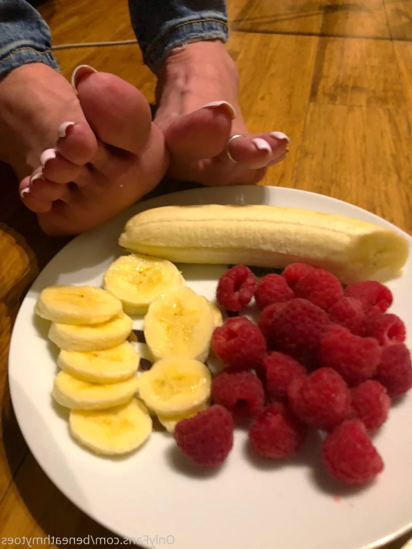 beneathmytoes Onlyfans leaked photo 7507855 on Hotleaks.tv