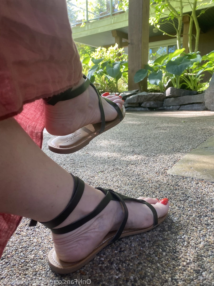 beneathmytoes Onlyfans leaked photo 7509240 on Hotleaks.tv