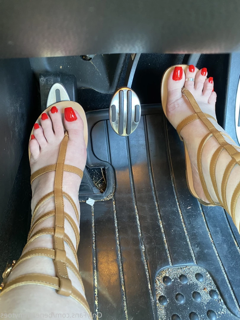 beneathmytoes Onlyfans leaked photo 7511484 on Hotleaks.tv