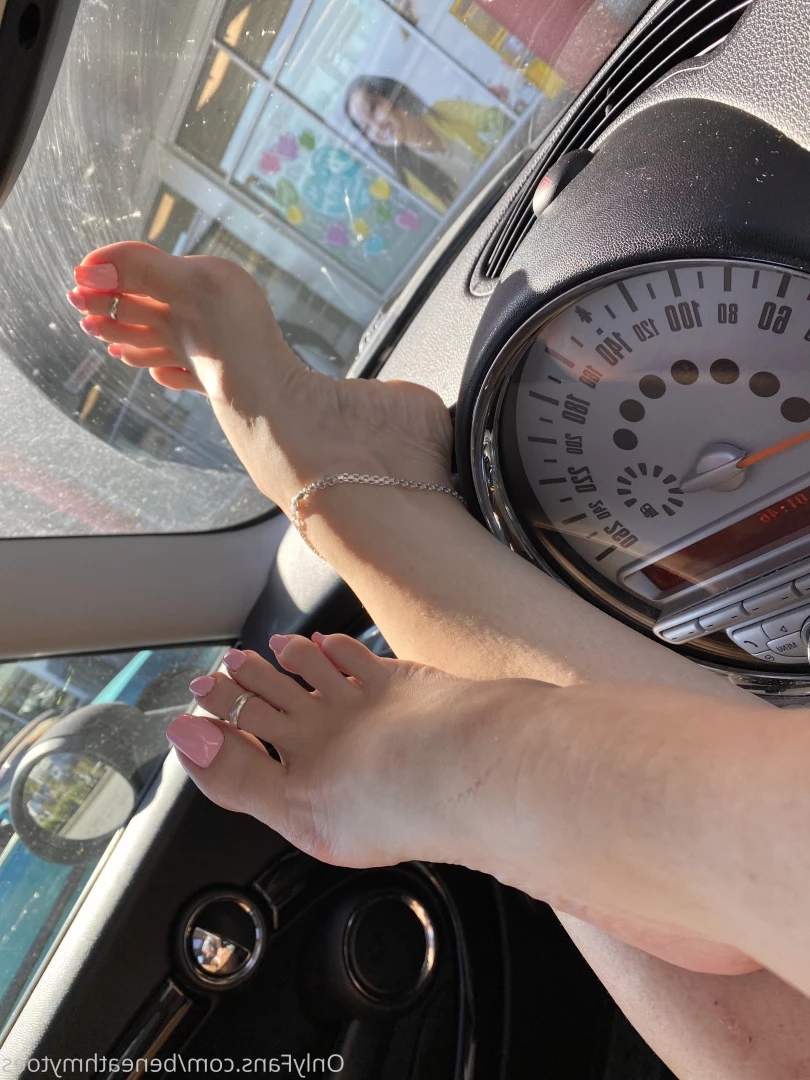 beneathmytoes Onlyfans leaked photo 7515935 on Hotleaks.tv