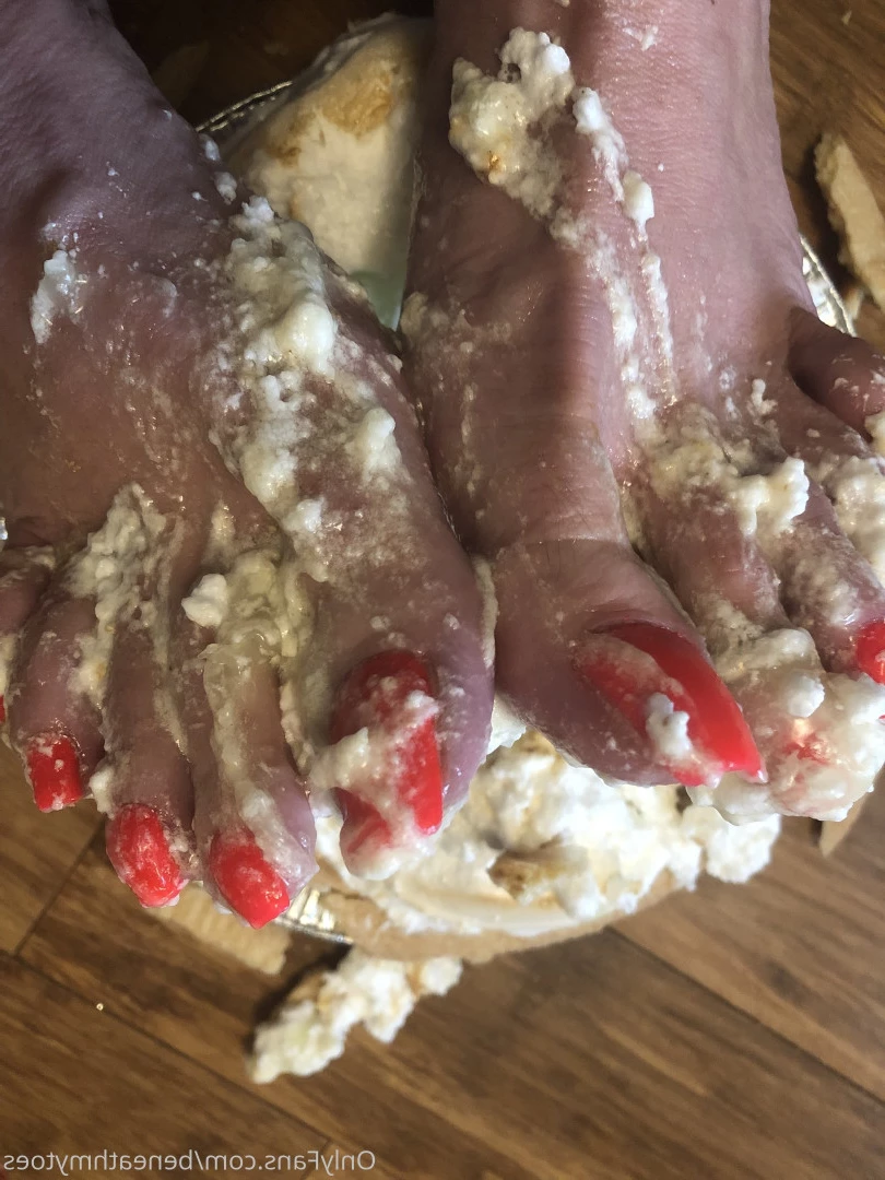 beneathmytoes Onlyfans leaked photo 7516162 on Hotleaks.tv