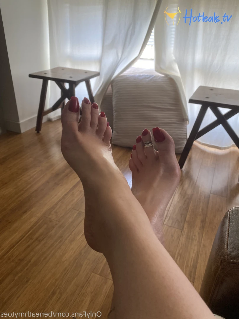 beneathmytoes Onlyfans leaked photo 7516422 on Hotleaks.tv