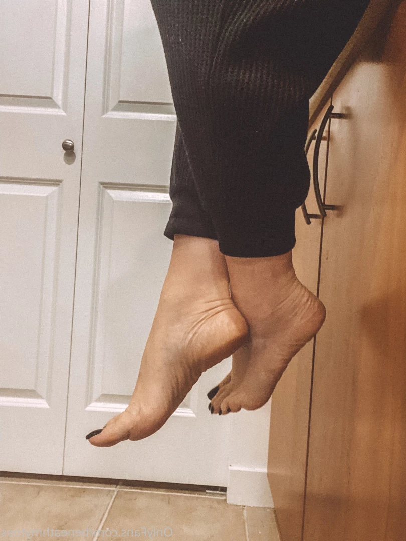 beneathmytoes Onlyfans leaked photo 7516954 on Hotleaks.tv