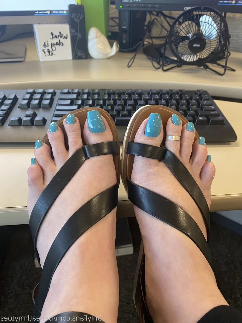 beneathmytoes Onlyfans leaked photo 7517432 on Hotleaks.tv