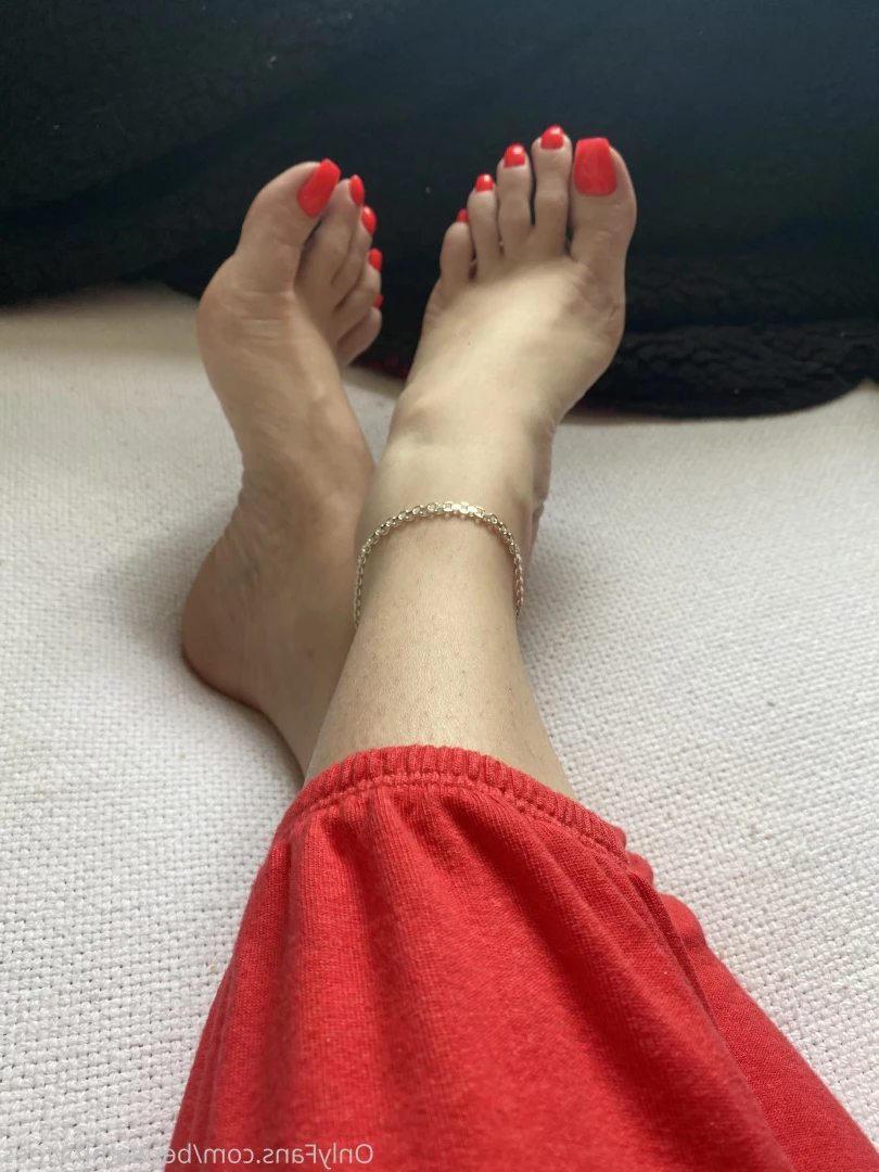 beneathmytoes Onlyfans leaked photo 7522372 on Hotleaks.tv