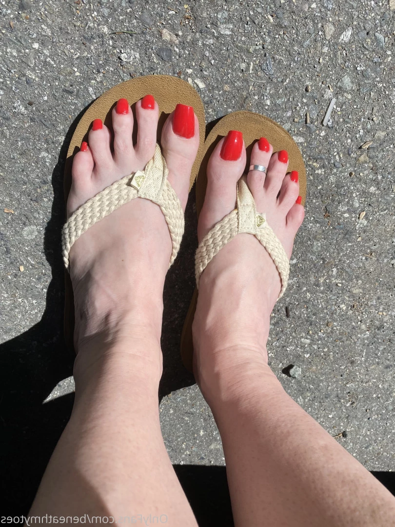 beneathmytoes Onlyfans leaked photo 7522933 on Hotleaks.tv