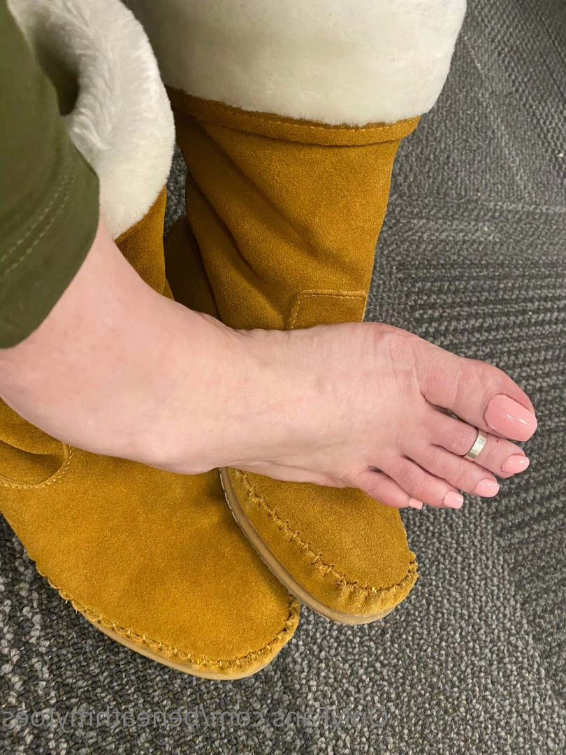 beneathmytoes Onlyfans leaked photo 7528015 on Hotleaks.tv