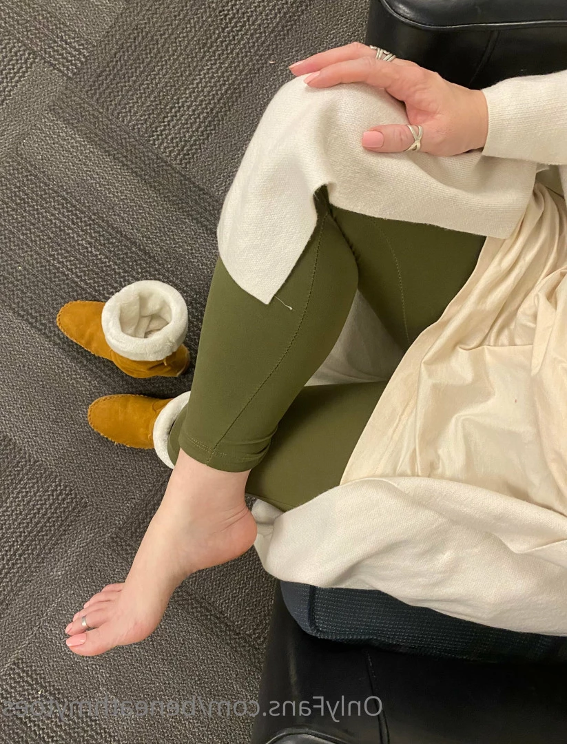 beneathmytoes Onlyfans leaked photo 7528302 on Hotleaks.tv