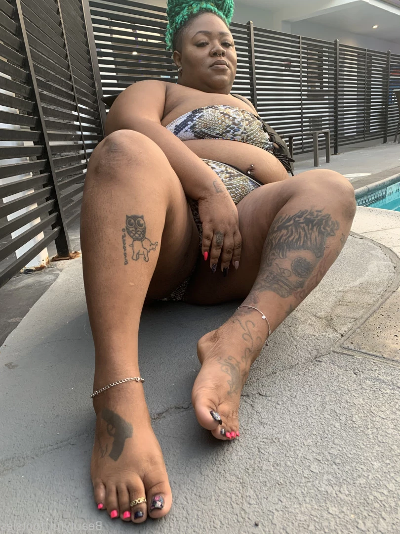 beautyful_footsies [ bfootsies ] Onlyfans leaked photo 6433746 on Hotleaks.tv