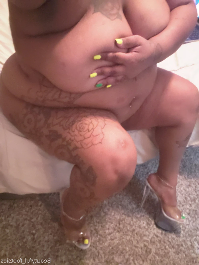 beautyful_footsies [ bfootsies ] Onlyfans leaked photo 6437376 on Hotleaks.tv