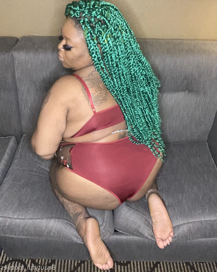 beautyful_footsies [ bfootsies ] Onlyfans leaked photo 6437759 on Hotleaks.tv
